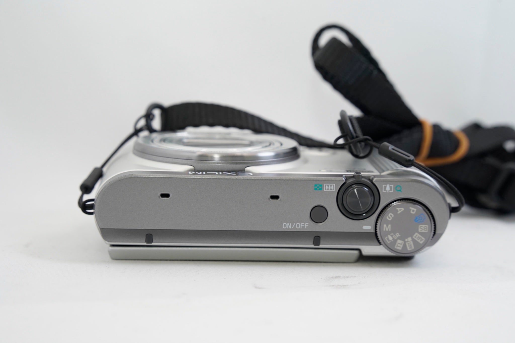 CASIO EXILIM EX-ZR1700 グレー（付属：バッテリー 充電器）