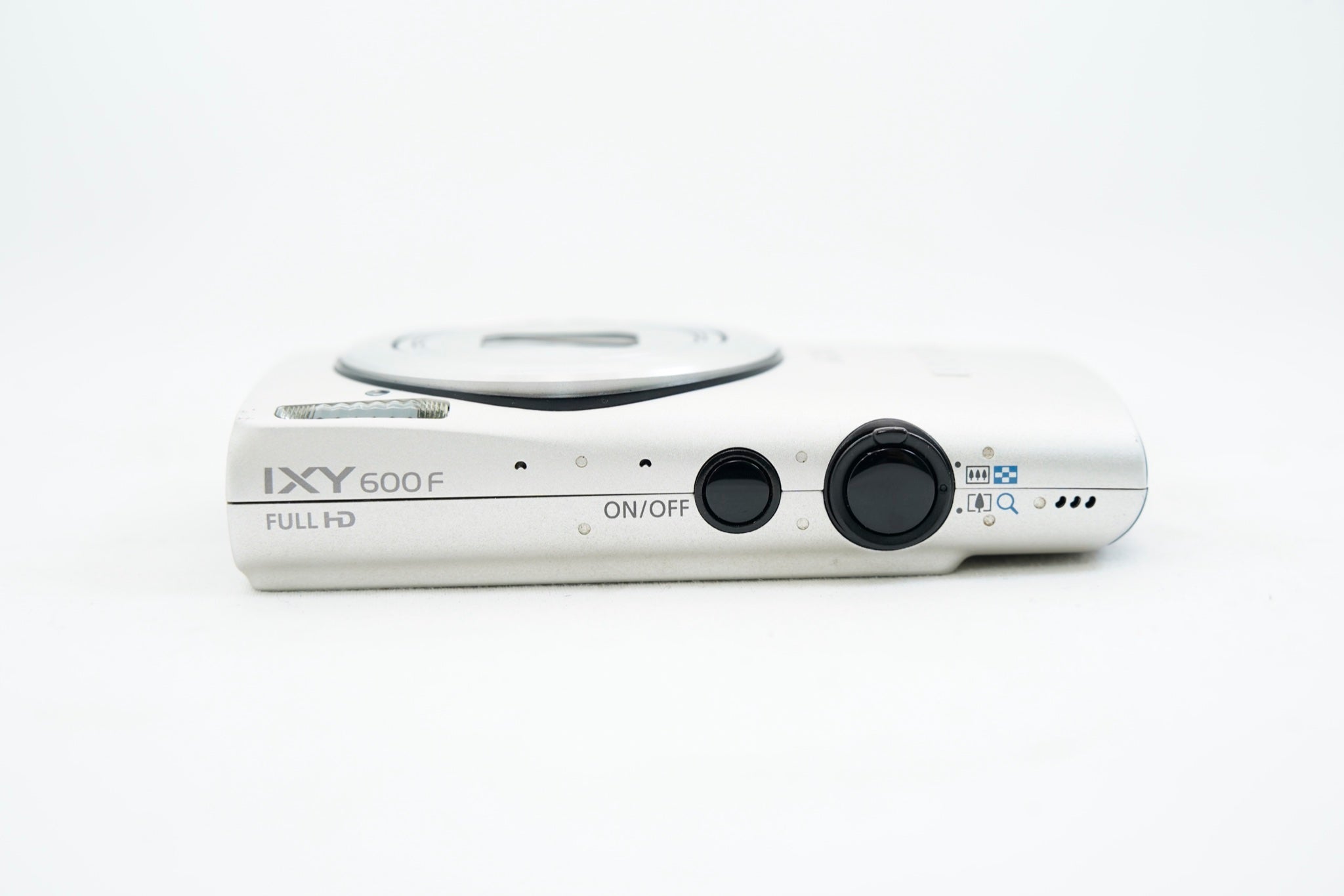 Canon IXY 600F シルバー（付属：バッテリー）
