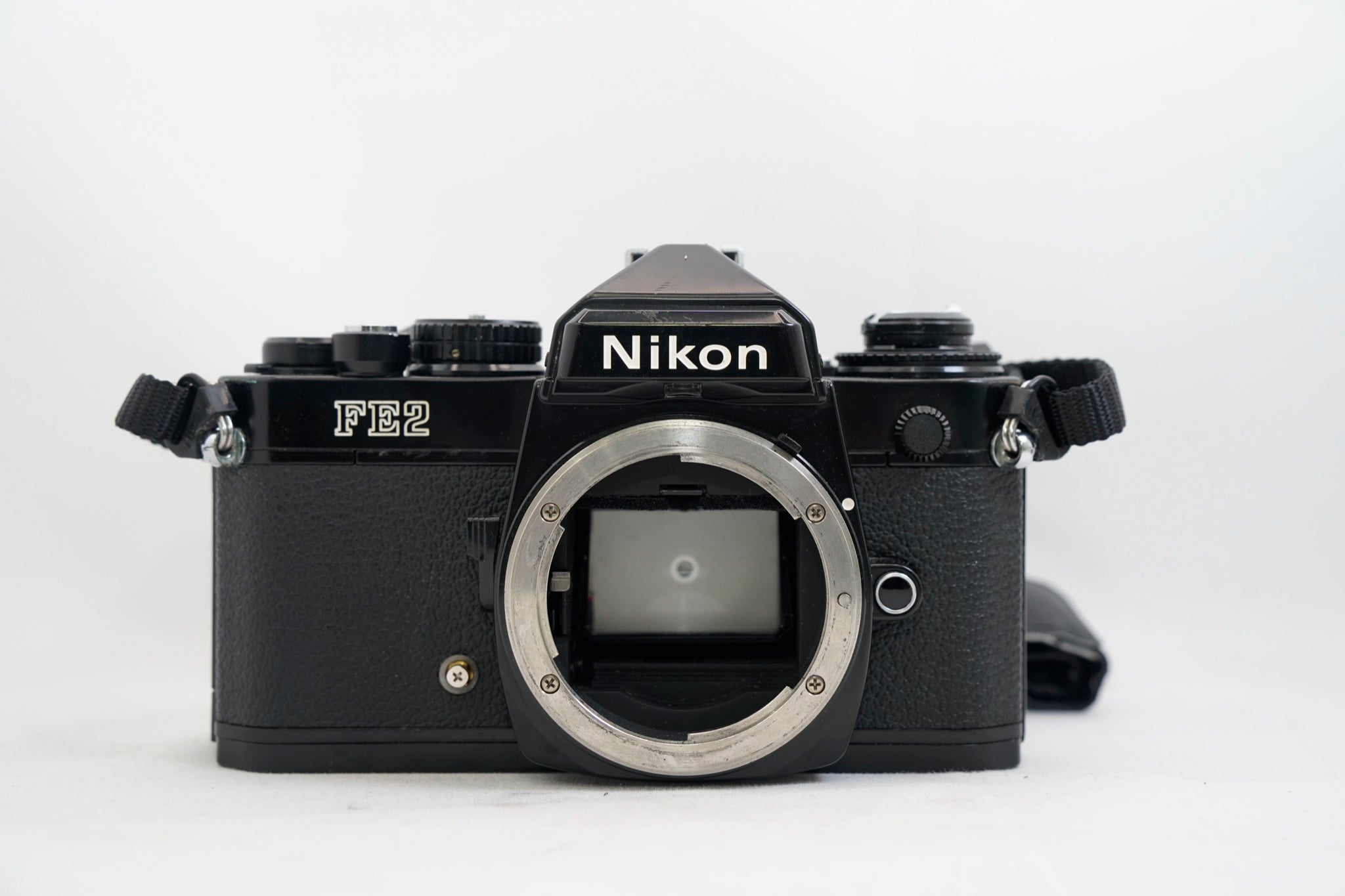 NIKON FE2 / nikkor 28mm F3.5 #4070