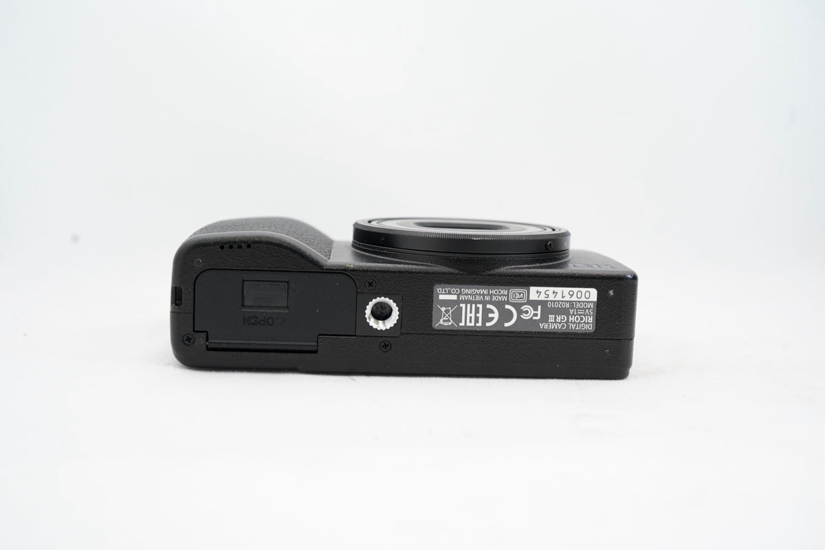 RICOH GRIII #4172 - 6