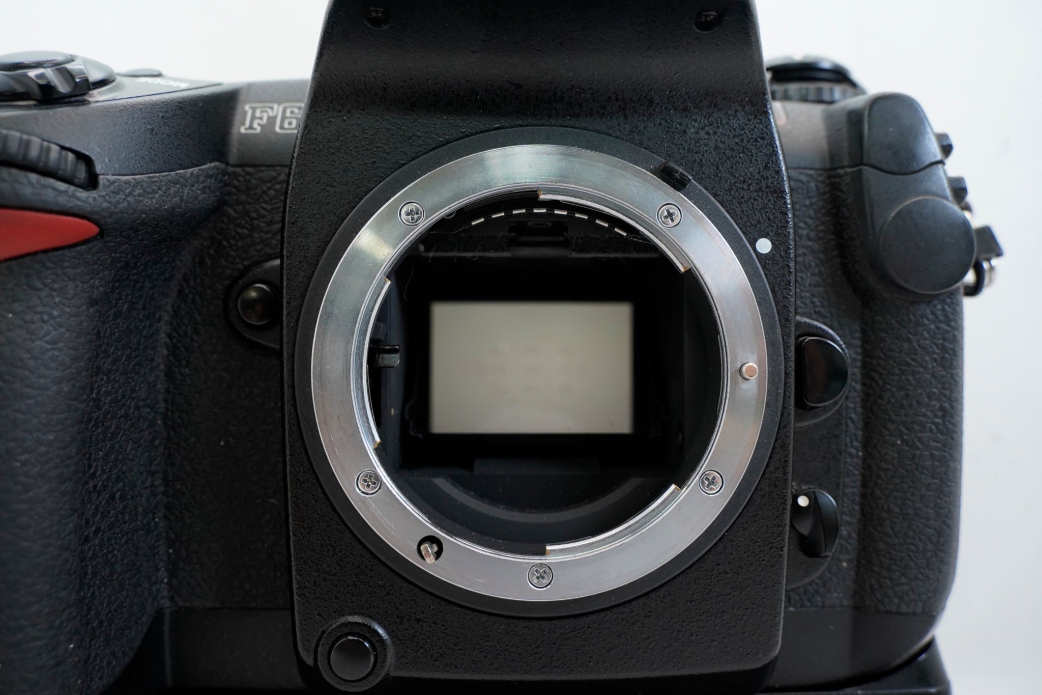 NIKON F6 MB-40 #4173