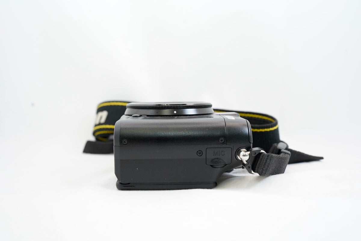 NIKON COOLPIX P7100 ブラック #4179 7