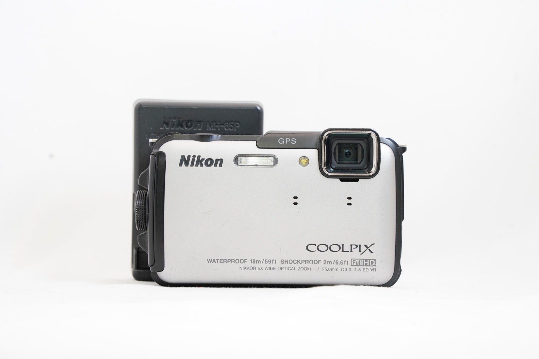 NIKON COOLPIX AW110 シルバー
