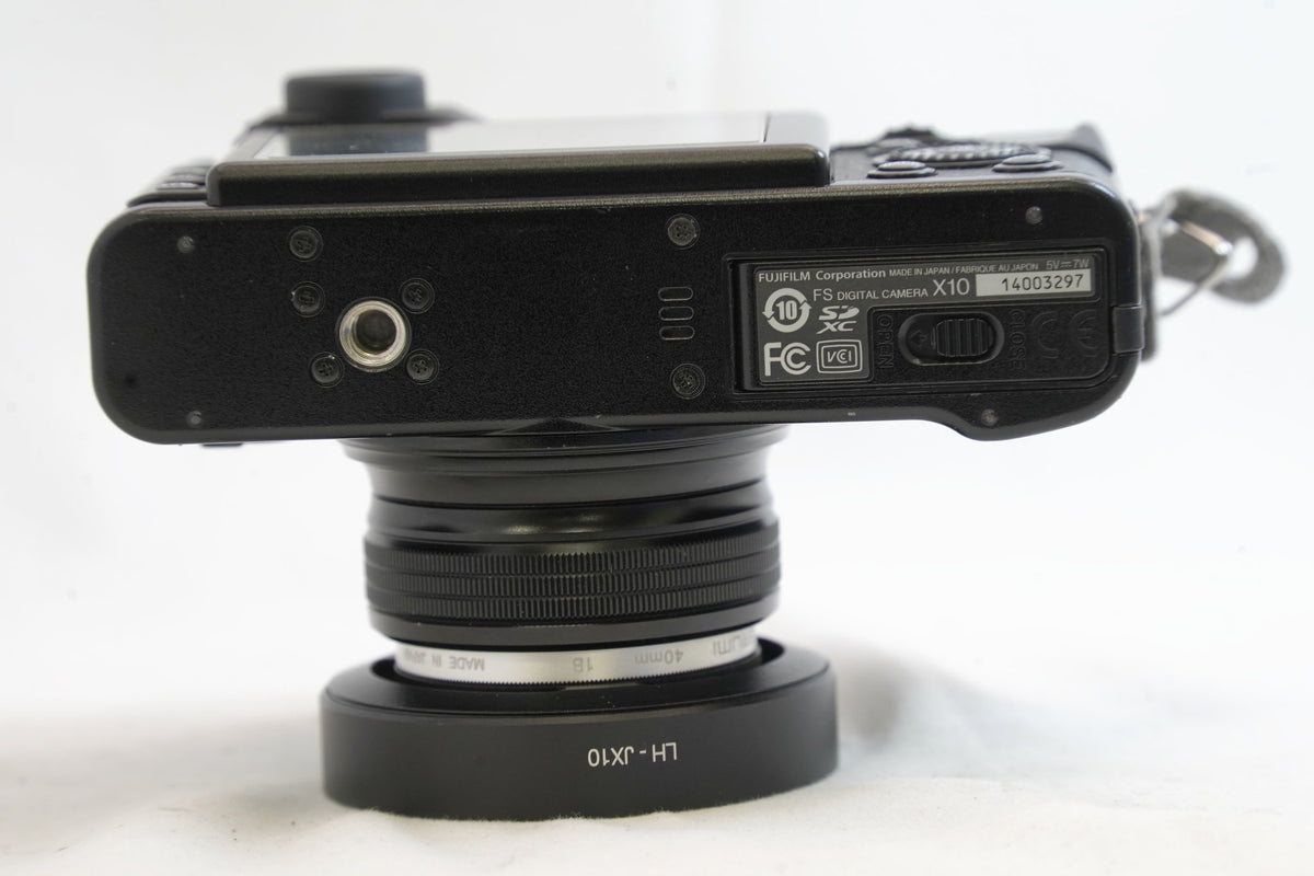 FUJIFILM X10 ブラック #4217