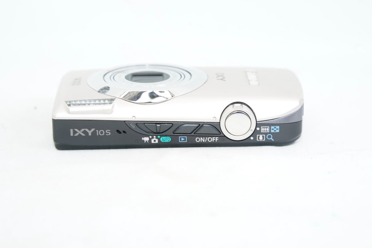 Canon IXY 10S シルバー (021032008485)（付属：バッテリー）