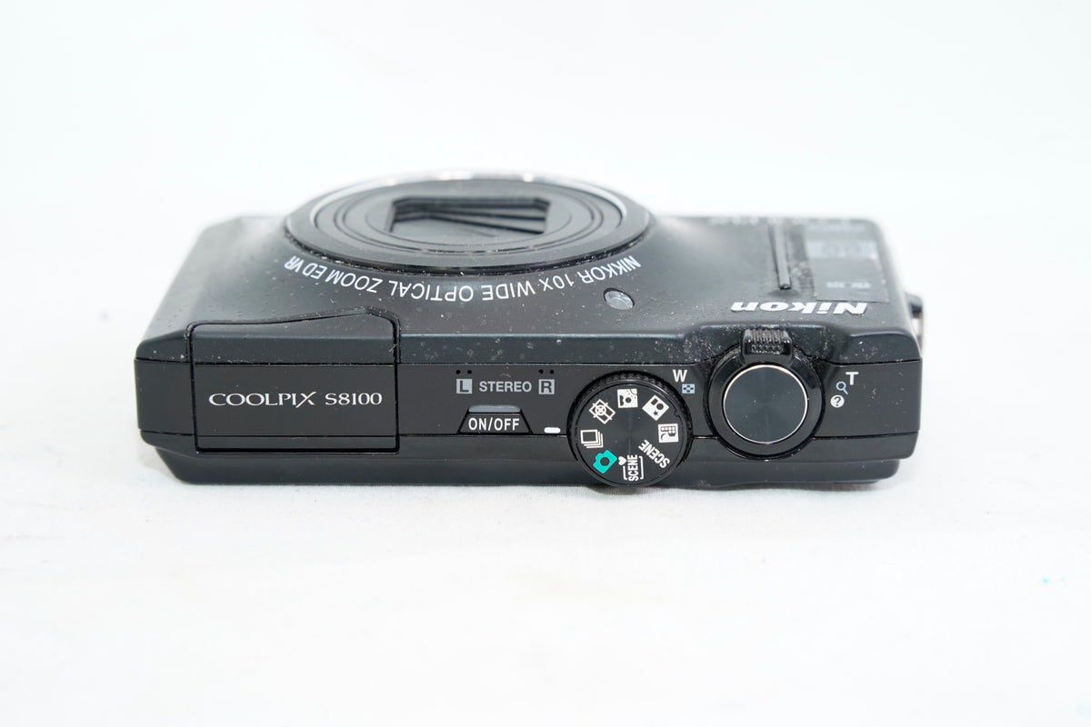 Nikon COOLPIX S8100 黒（付属：バッテリー、充電器、箱）