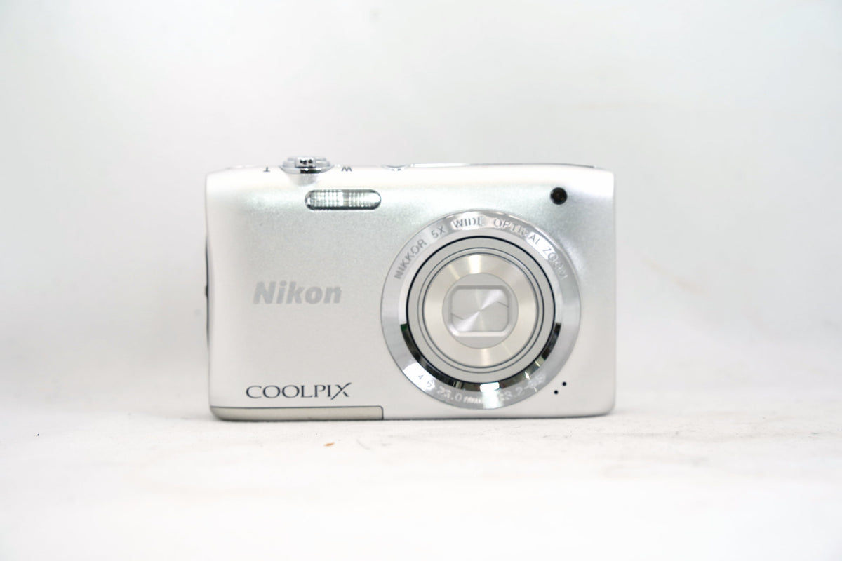 Nikon COOLPIX S2900 シルバー