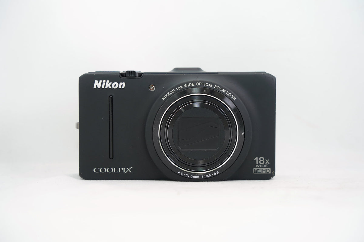 Nikon COOLPIX S9300 ノーブルブラック