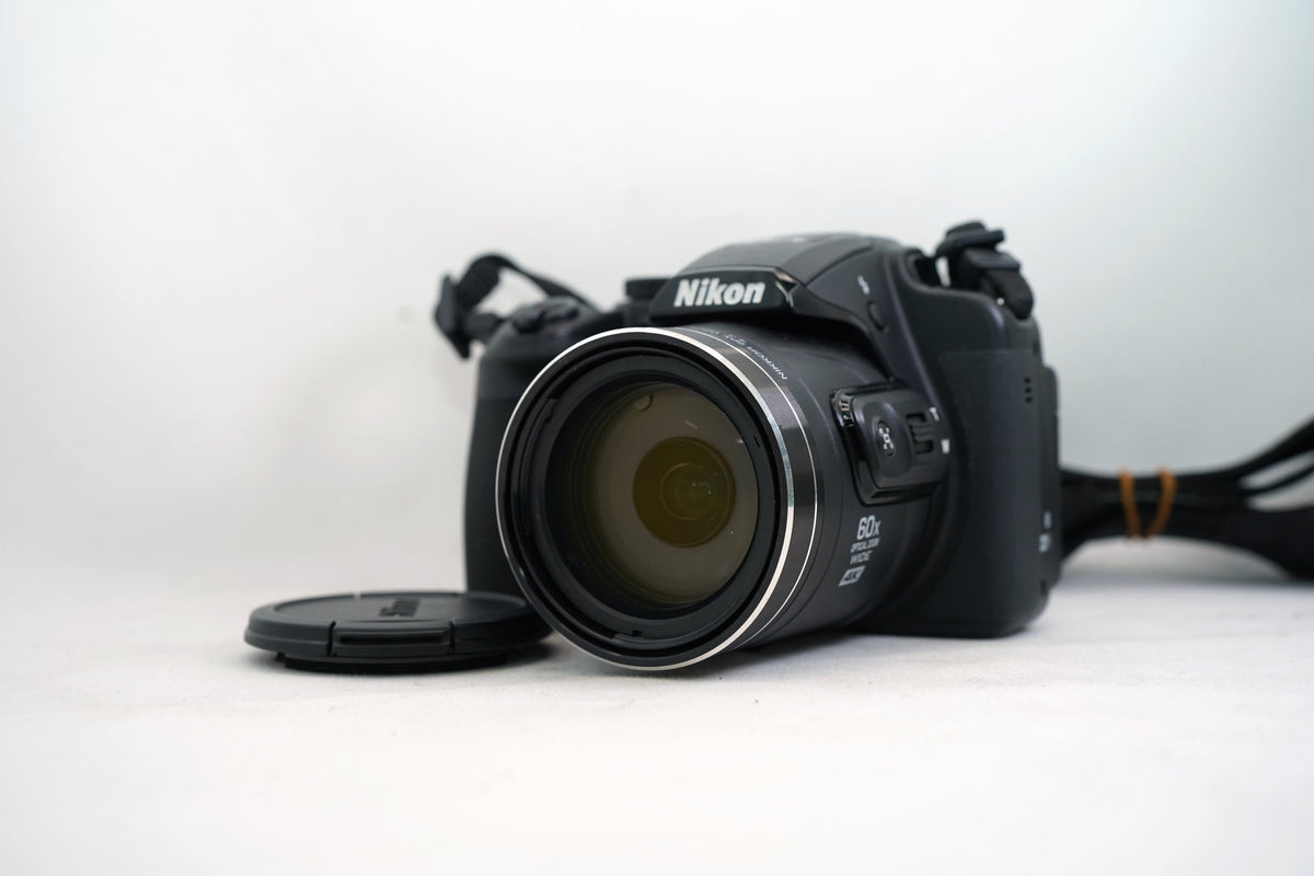 NIKON COOLPIX B700