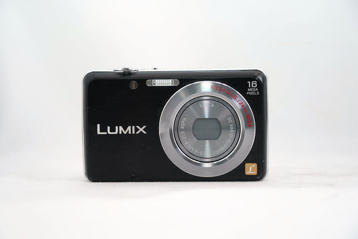 Panasonic DMC-FH8 ブラック