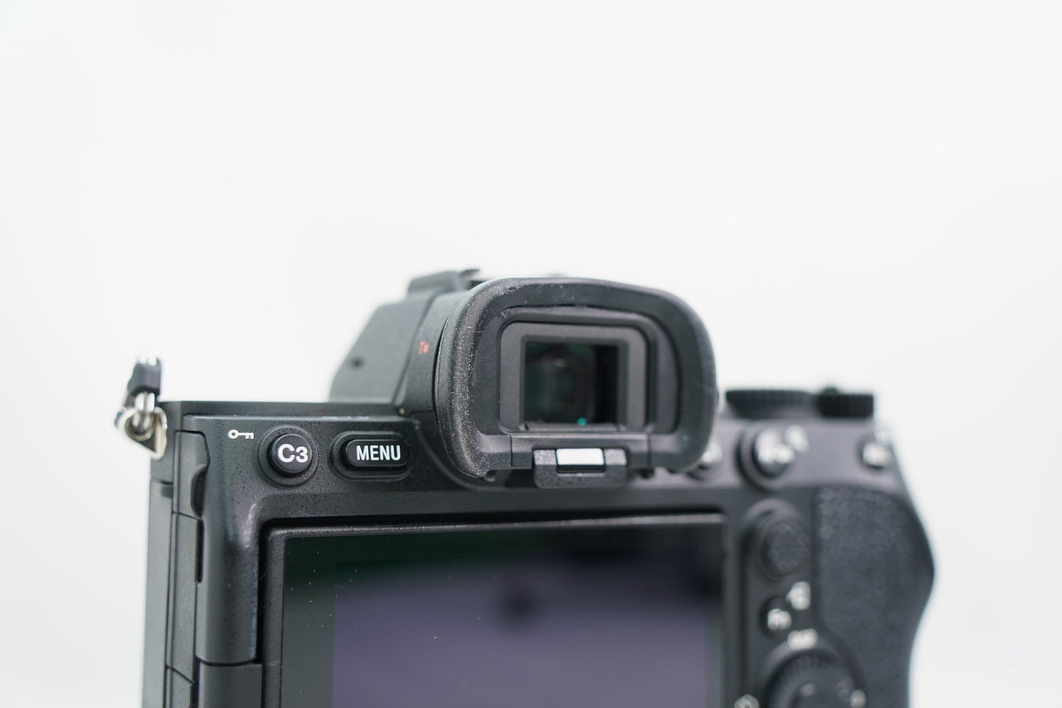SONY α7IV