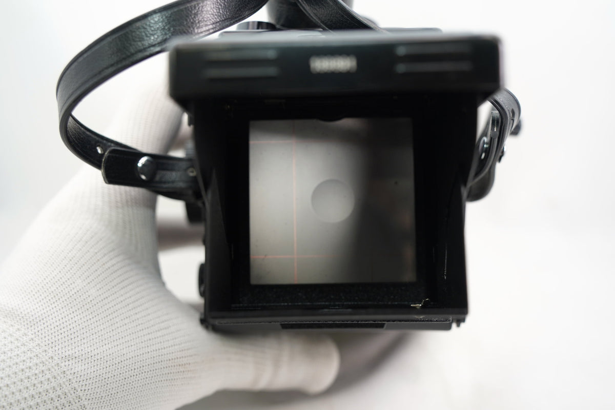 YASHICA MAT 124G
