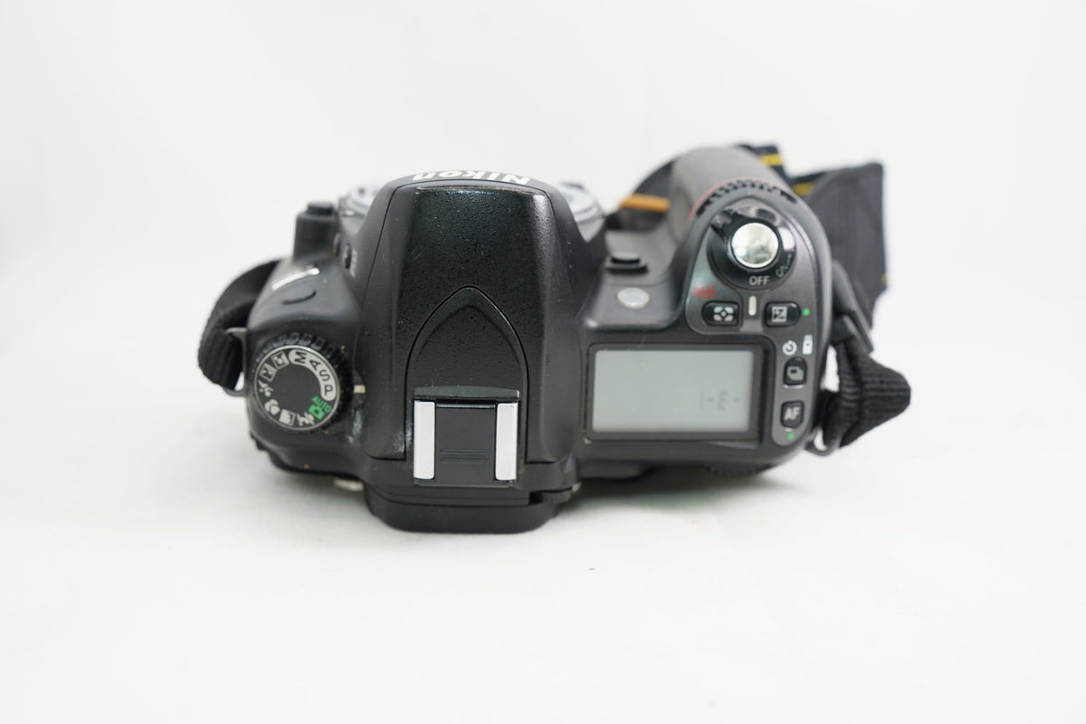 NIKON D80