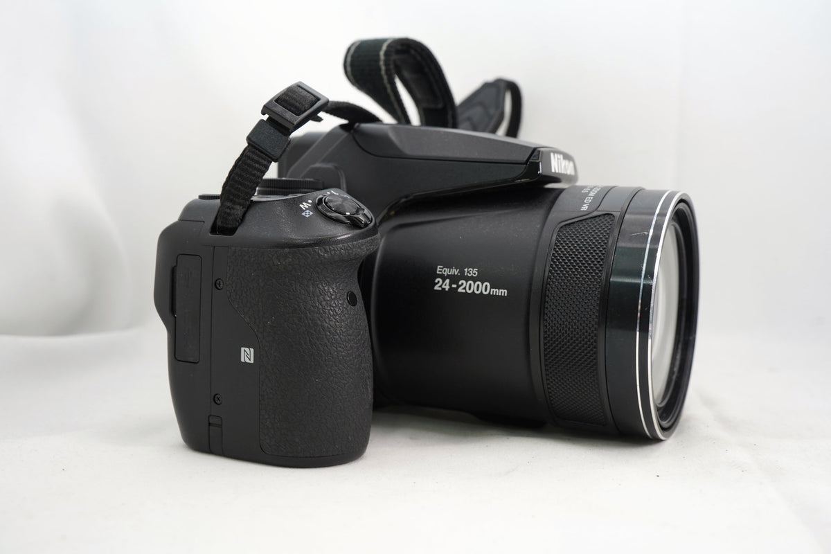 NIKON COOLPIX P900