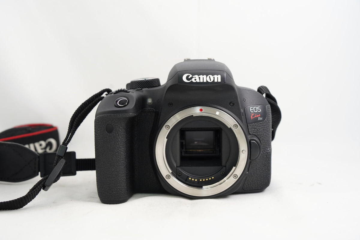 CANON EOS KISS X9i ダブルレンズキット
