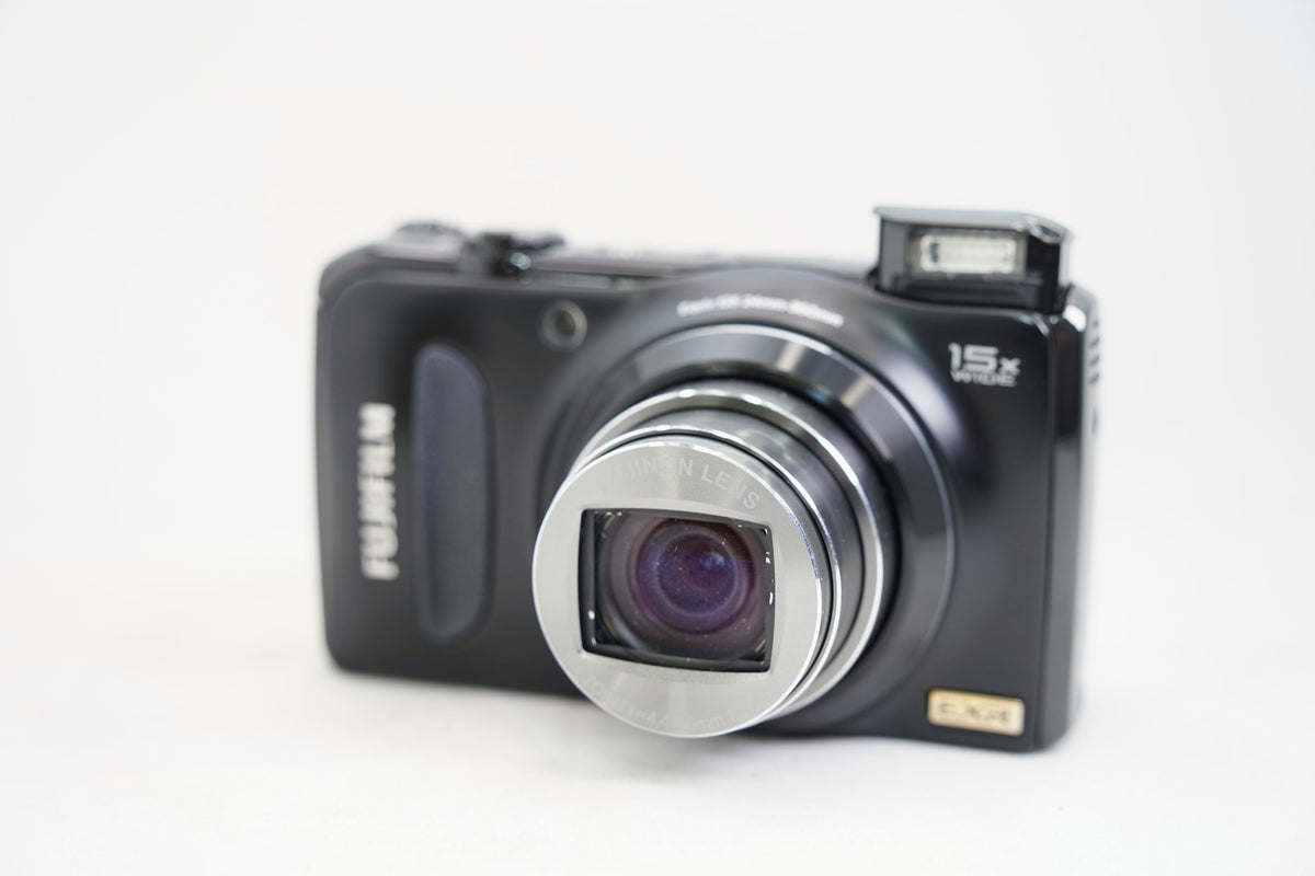 FUJIFILM FinePix F300EXR