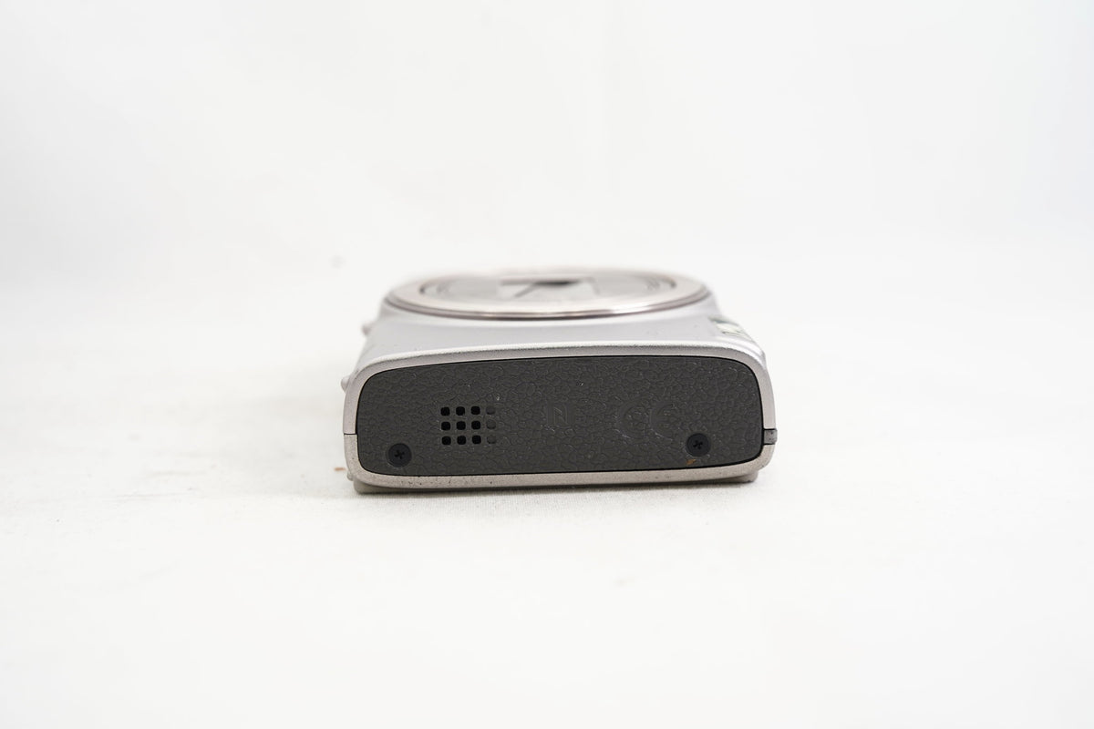CANON IXY 650 silver（付属：箱）