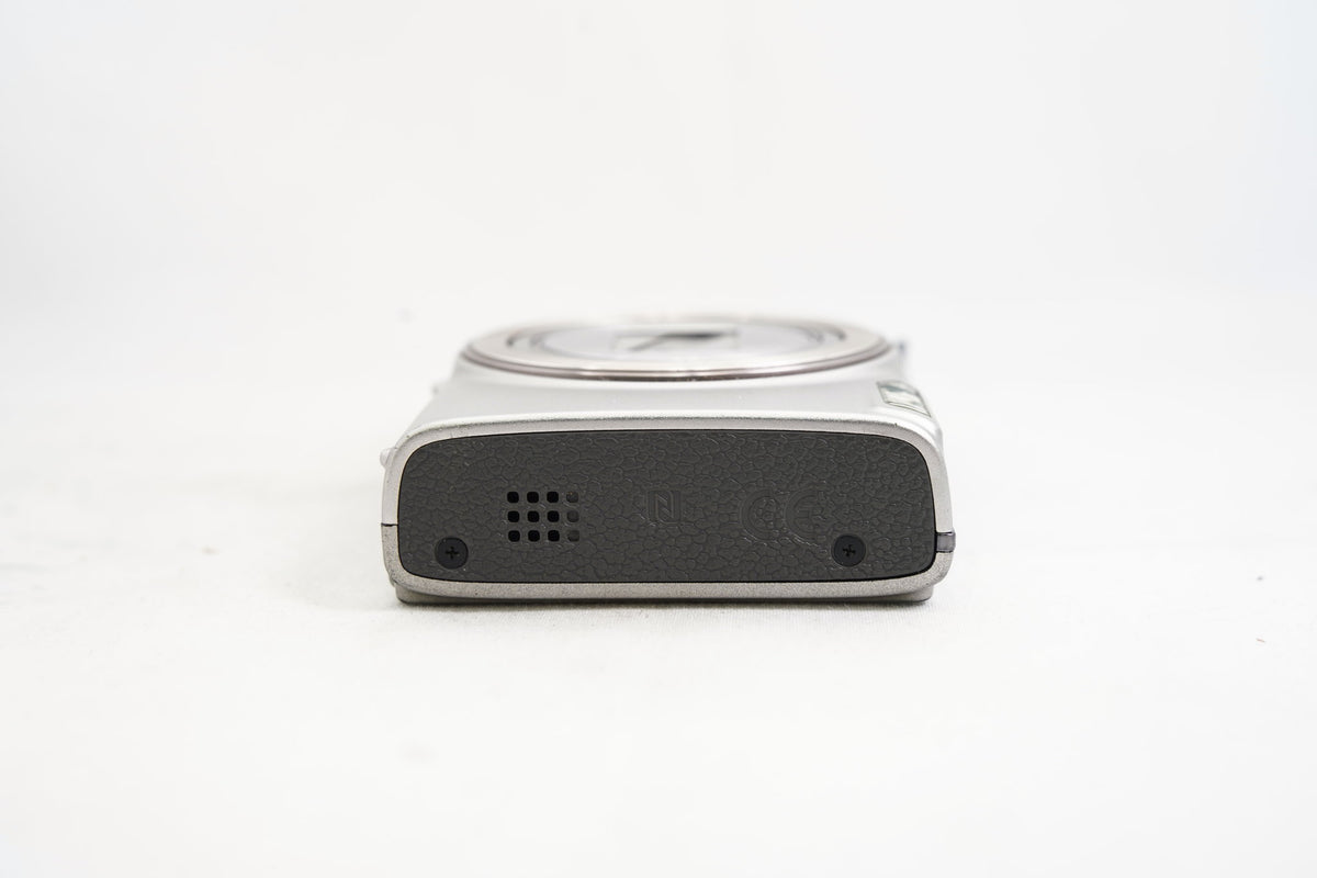 CANON IXY 650 silver（付属：箱）