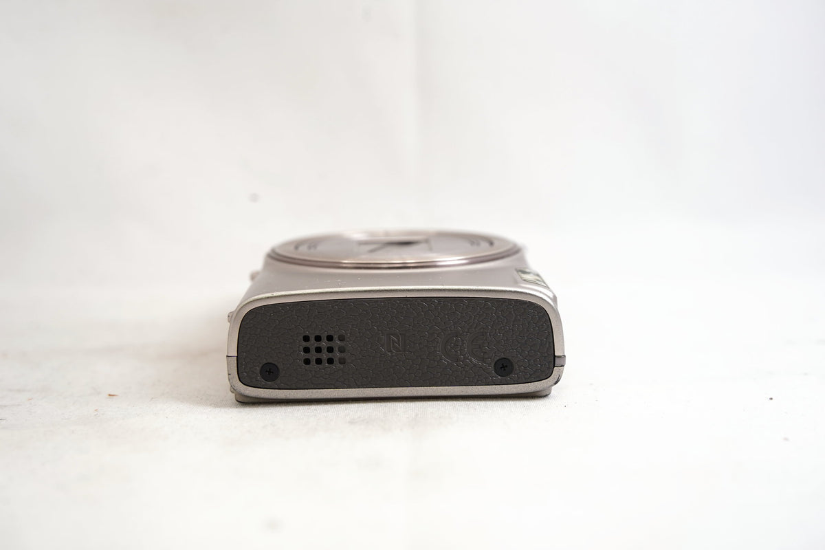 CANON IXY 650 silver（付属：箱）