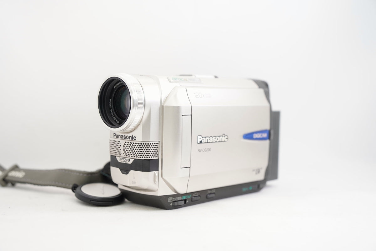 PANASONIC NV-DS200
