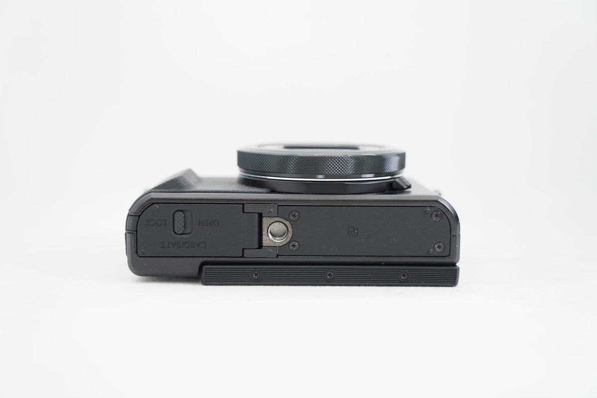 CANON PowerShot G7X MarkII（付属：箱）