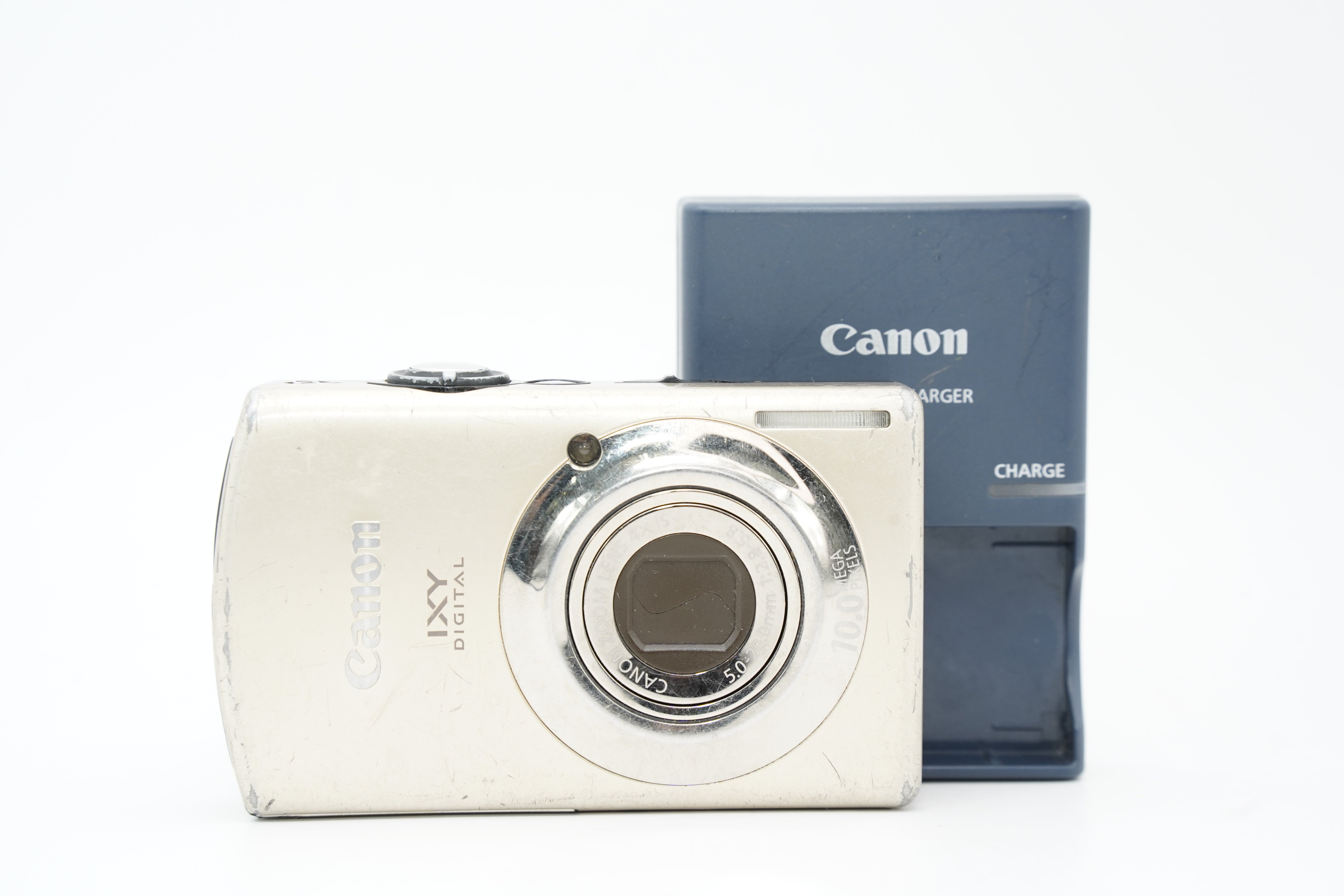 Canon IXY DIGITAL 920 is ゴールド バッテリー 充電器付 Canon IXY 920 IS ゴールド 充電器付き Canon IXY DIGITAL920IS