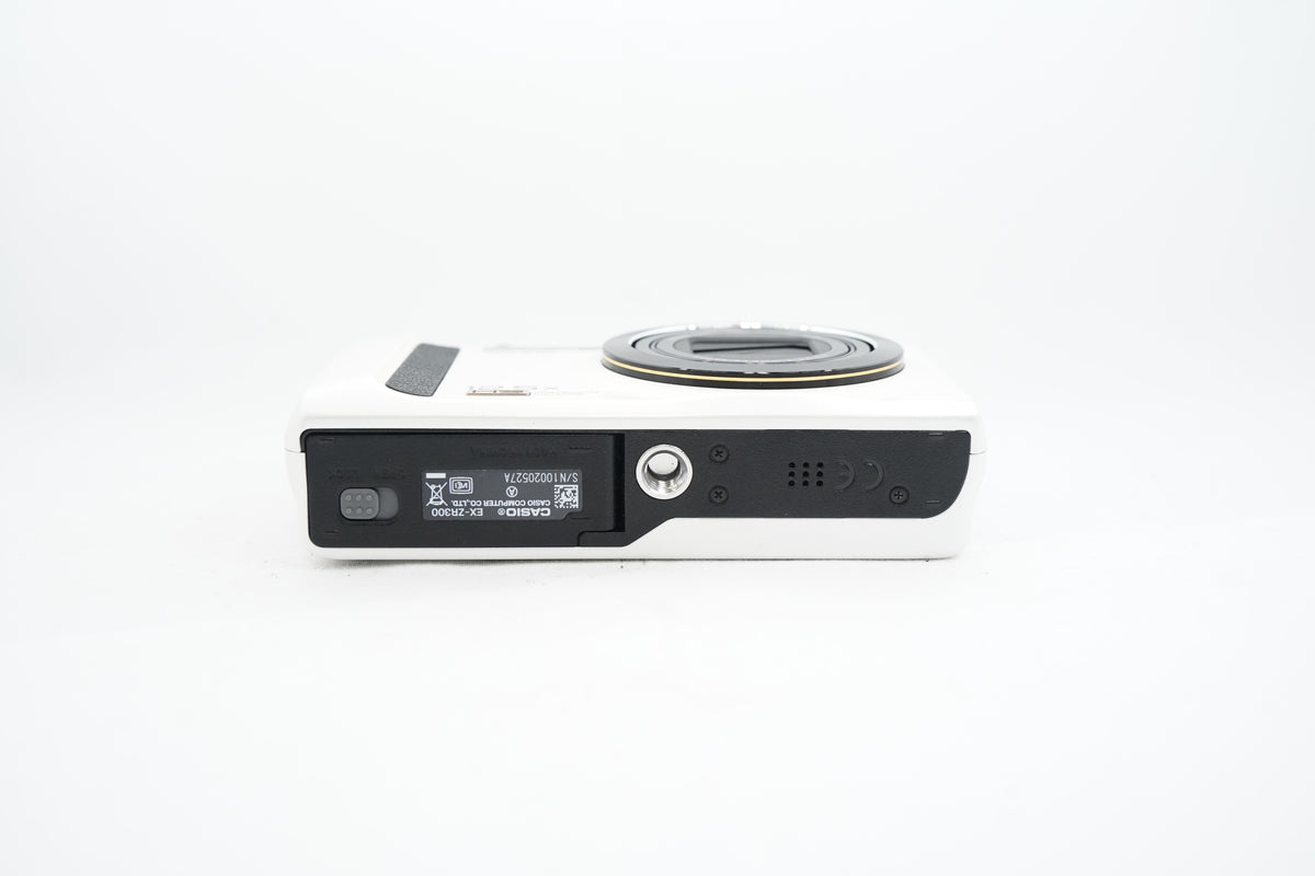 CASIO EX-ZR300 ホワイト