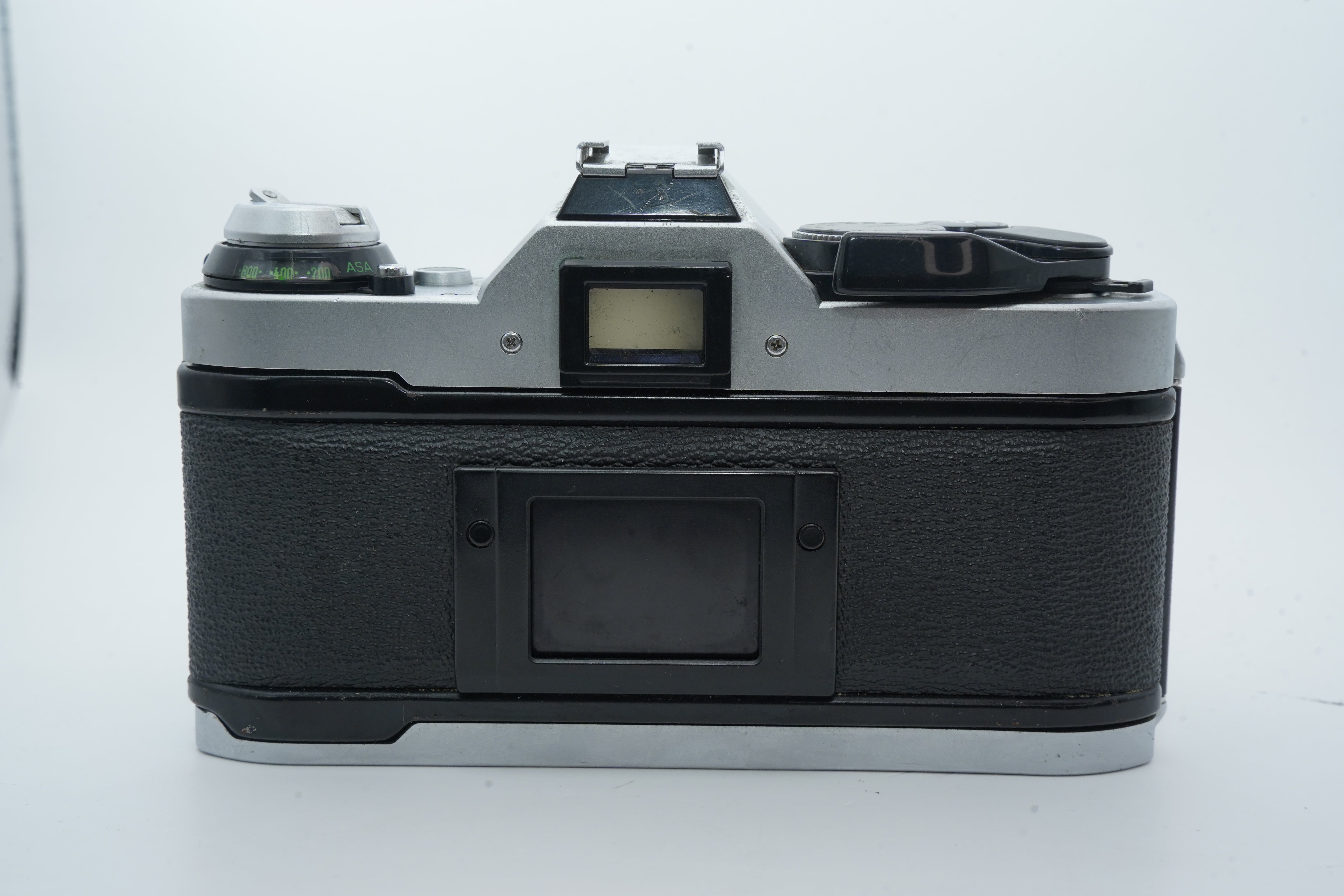 Canon AE-1 PROGRAM / SUN ZOOM MC 35-140mm F3.8-5.3 MACRO キャノンマウント