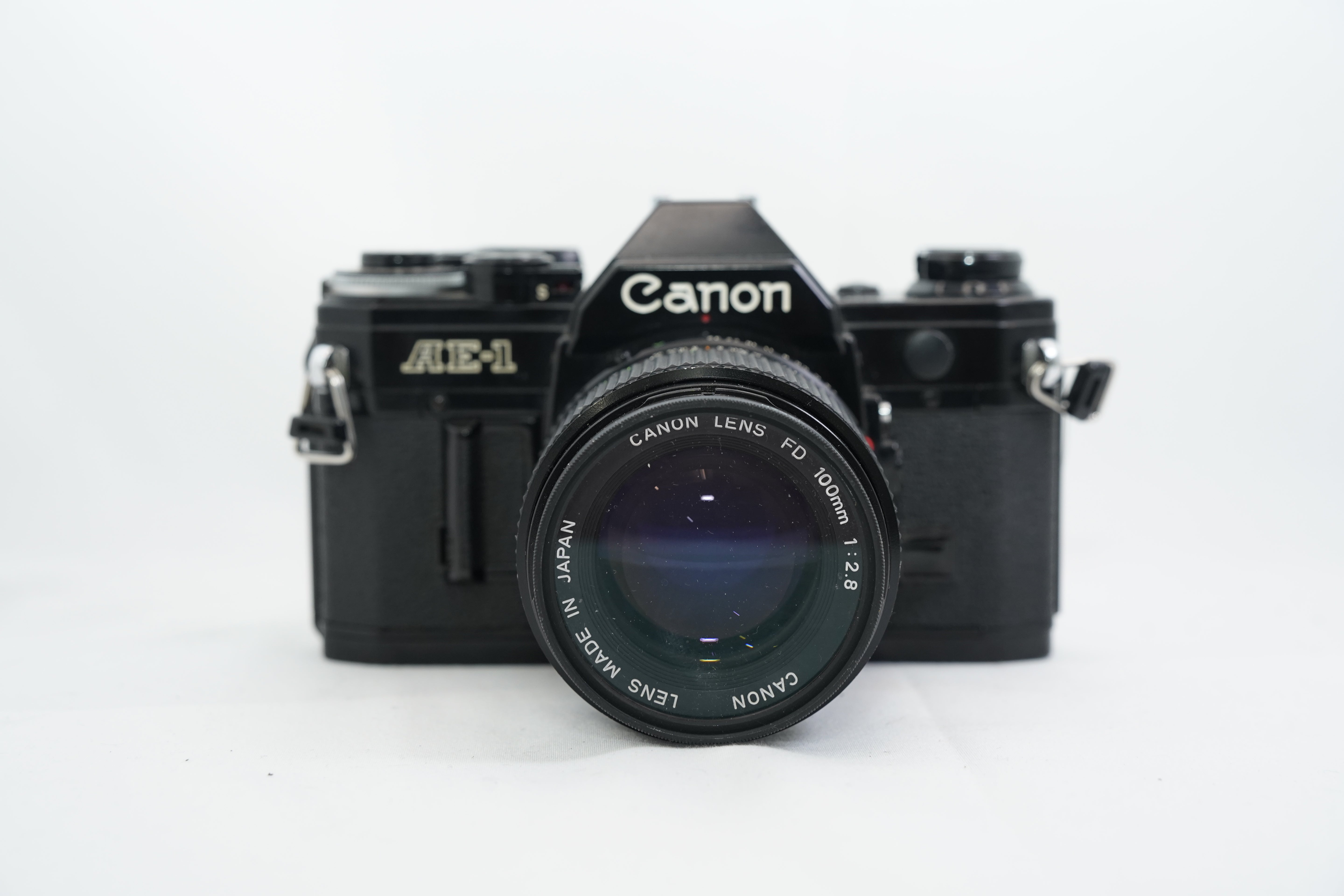 Canon AE-1 / D 100mm F2.8