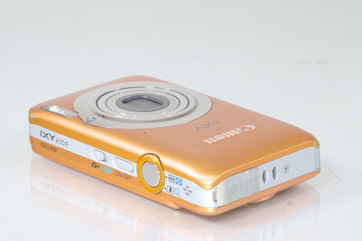Canon IXY 210F オレンジ  バッテリー, 充電器, 付き