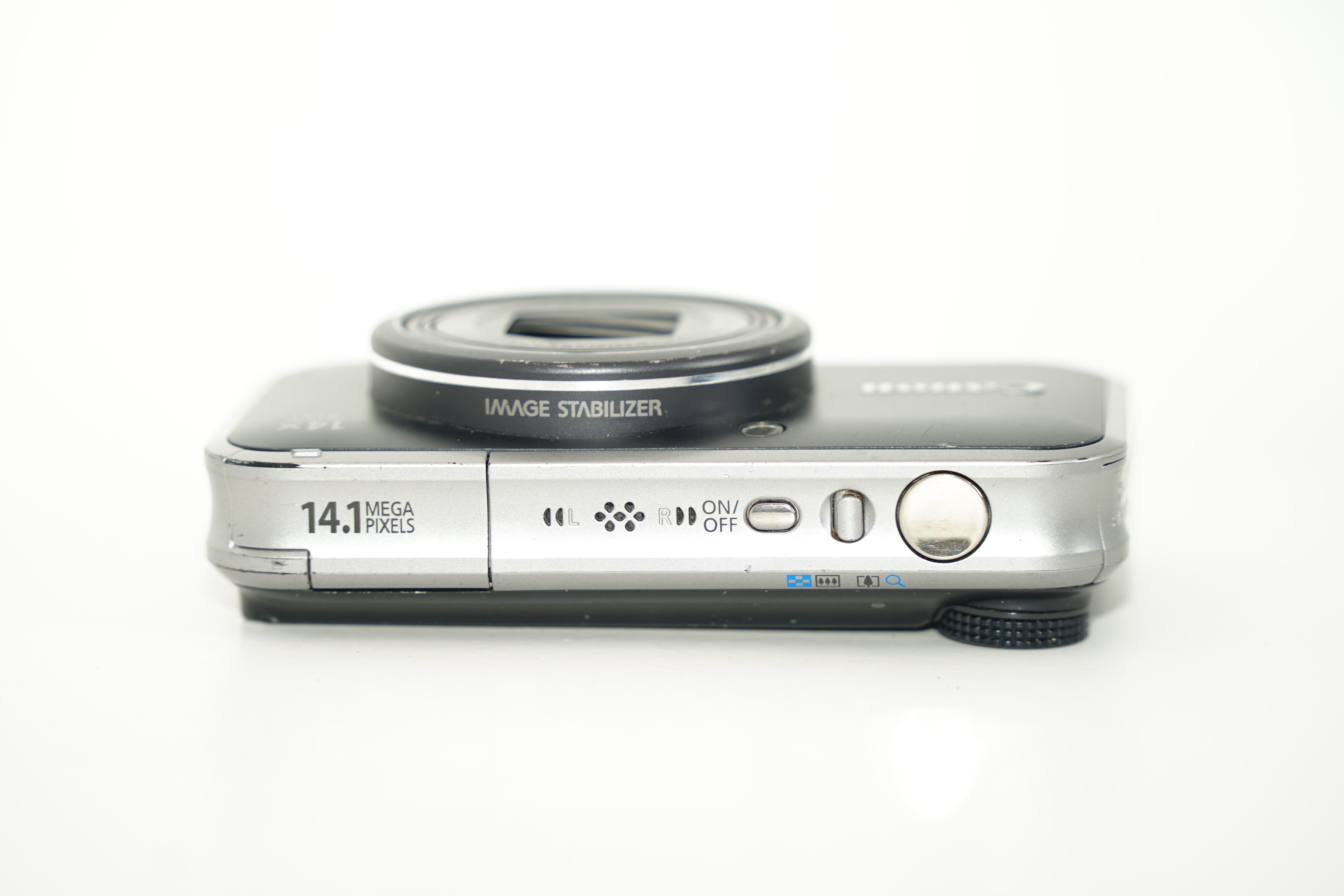 Canon PowerShot SX210 IS ﾌﾞﾗｯｸ 元箱 バッテリー 充電器付属