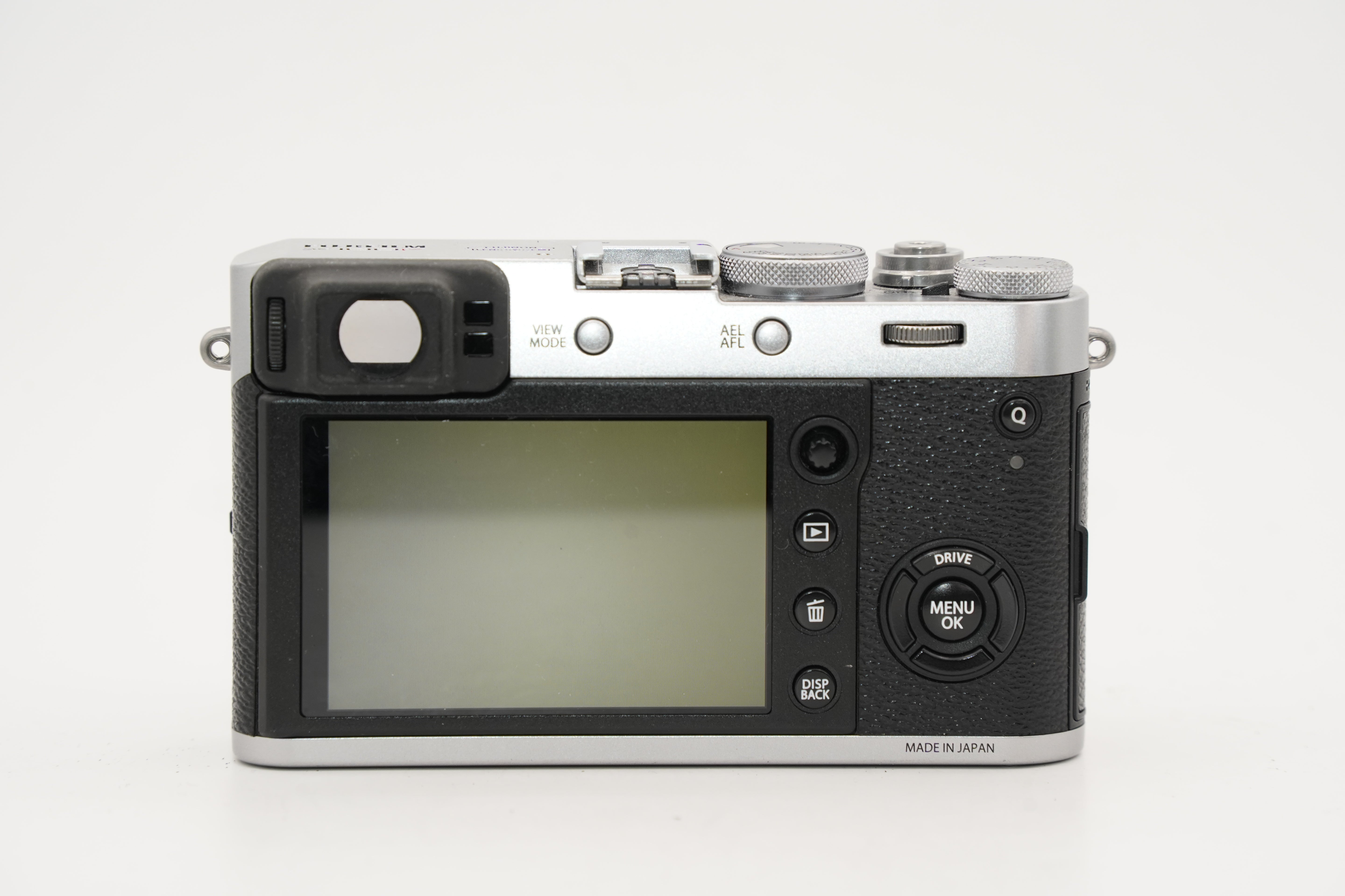 FUJIFILM X100F シルバー 箱 バッテリー付属