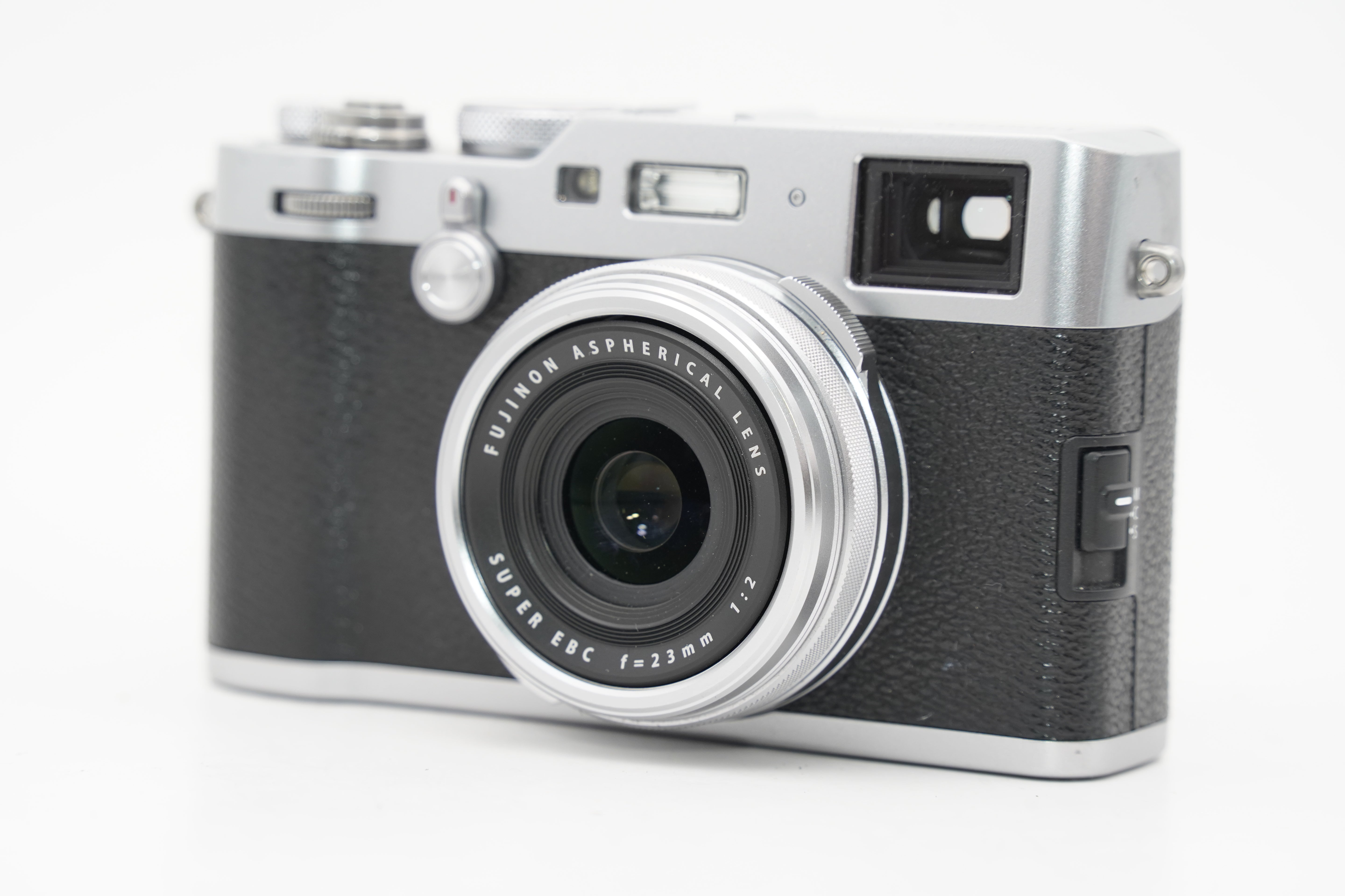 FUJIFILM X100F シルバー 箱 バッテリー付属