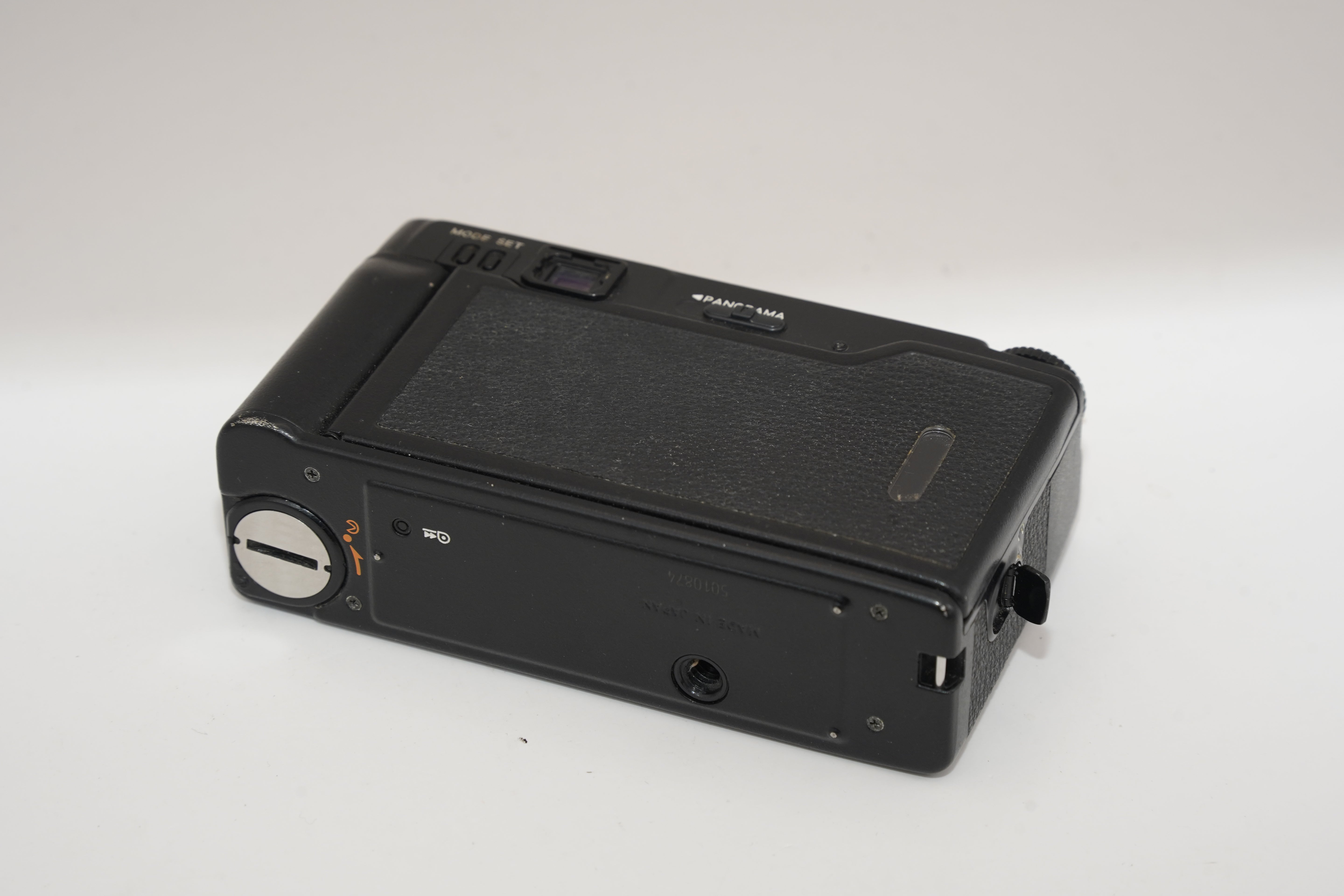 Nikon 28Ti ブラック