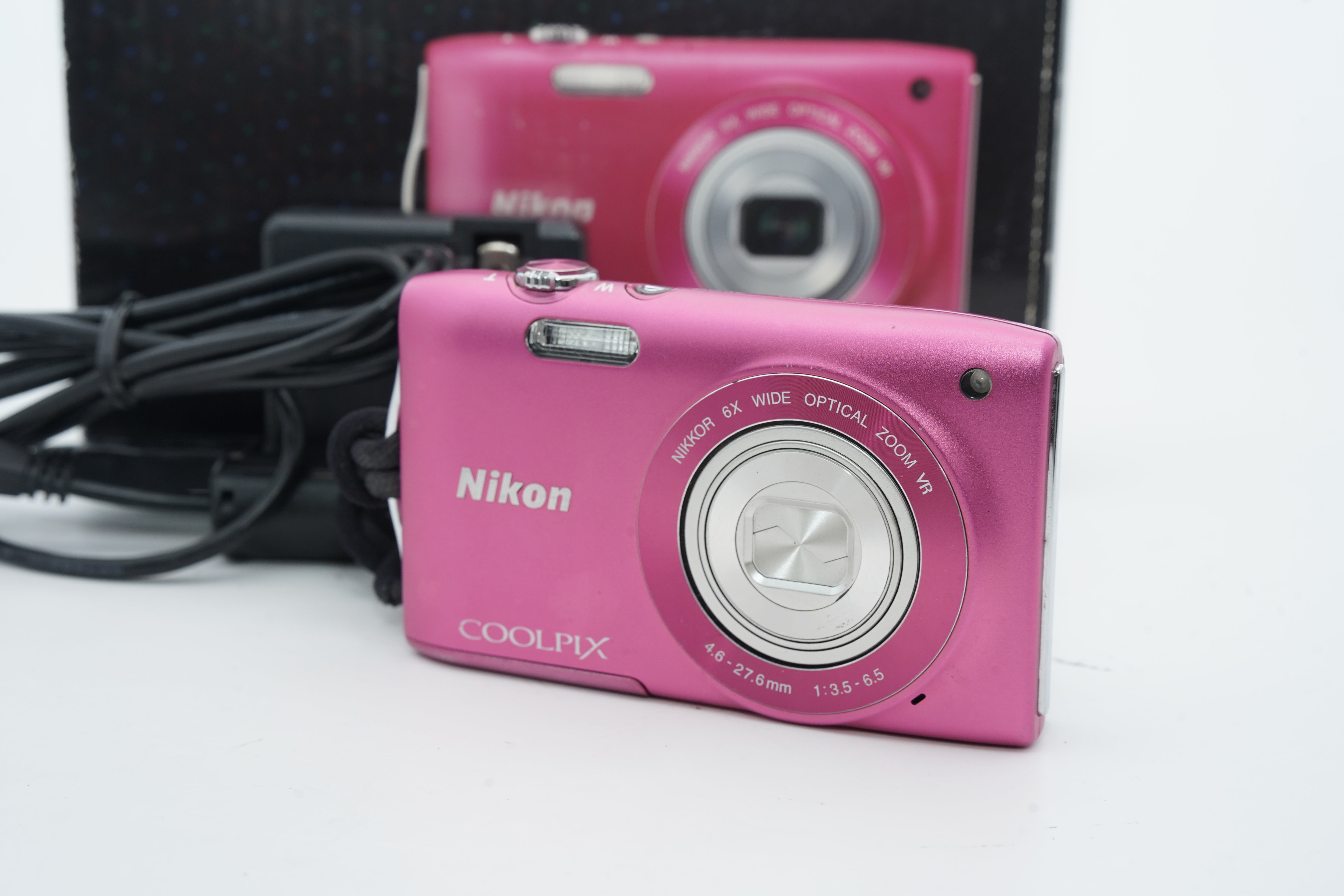 Nikon COOLPIX S3300 ピンク